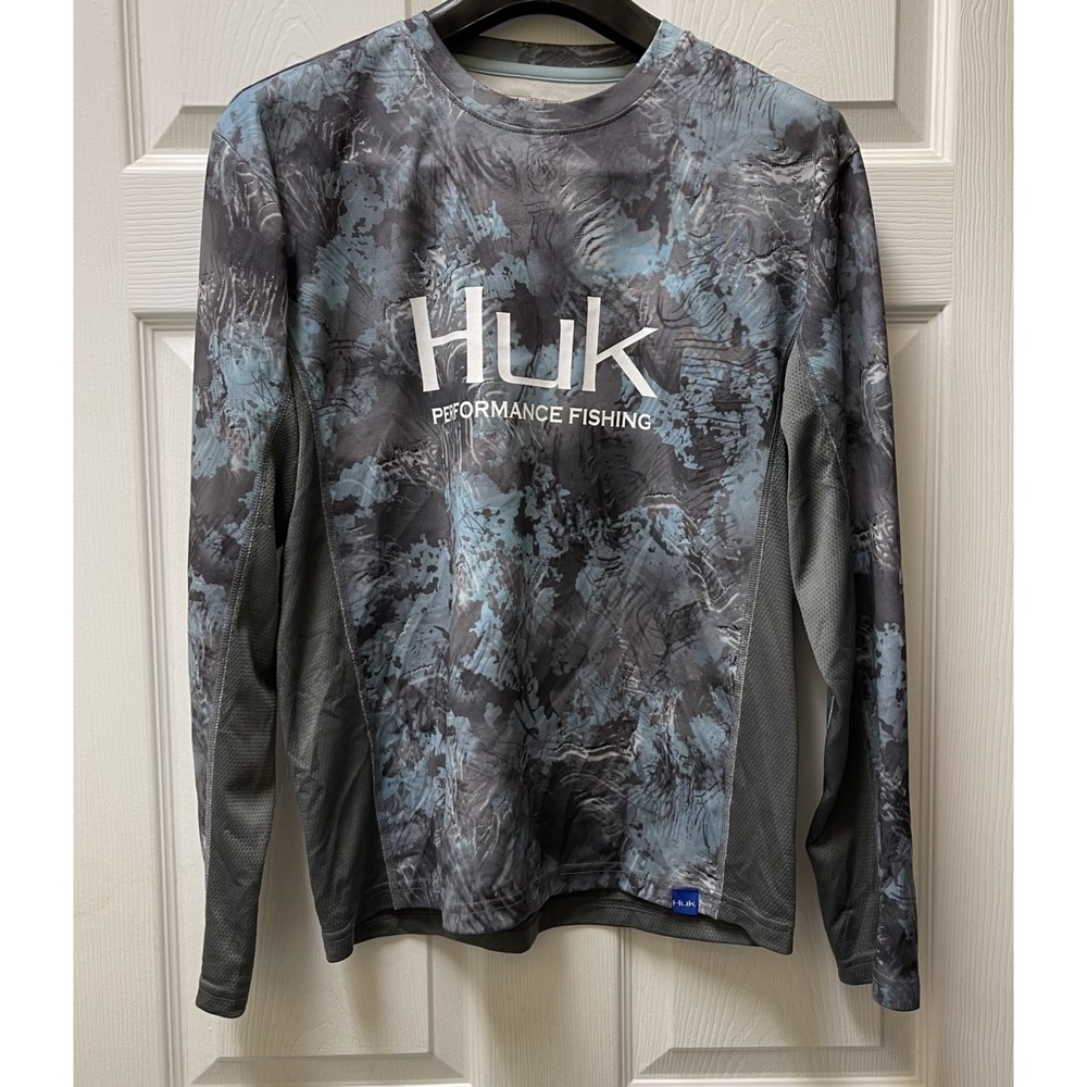 HUK Performance Fishing Men's Small Long Sleeve Dry Fit Style Blue Camo Shirt